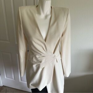 Zara Elegant Cream Blazer